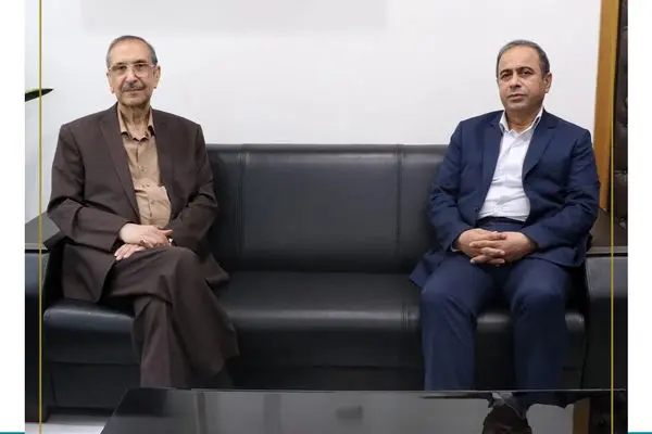 دیدار دبیرکل سندیکای بیمه‌گران ایران با هادی اویارحسین نایب‌رئیس سابق شورای عمومی سندیکا
