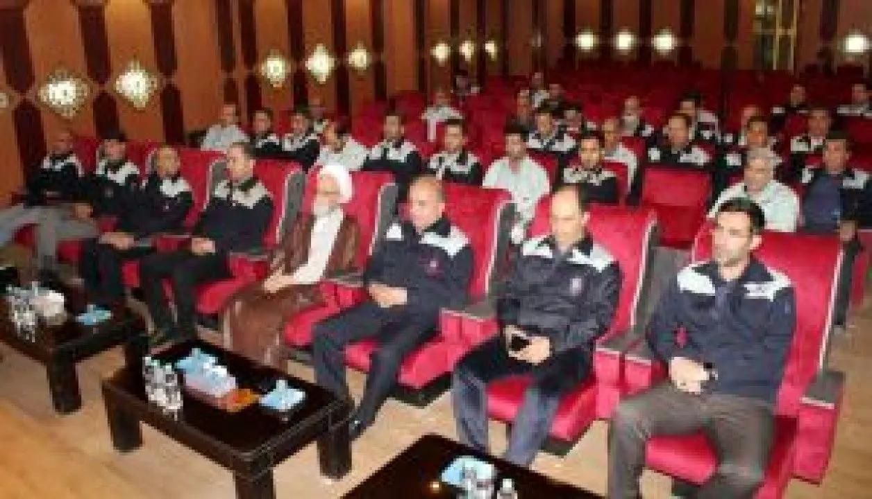 تقدیر از کارکنان روابط عمومی شرکت به مناسبت روز ارتباطات و روابط عمومی