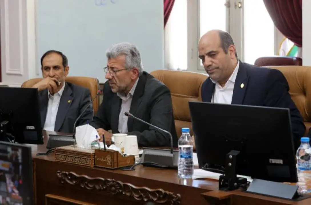 تاکید بر سرعت بخشی به جذب منابع در همایش بررسی عملکرد ادارات امور شعب منطقه دو کشور