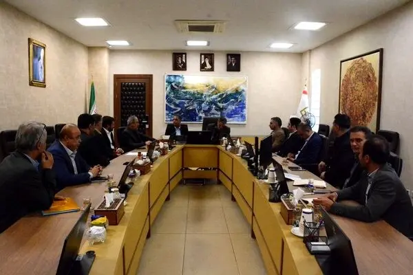 تأکید مدیرعامل بانک صنعت و معدن بر تداوم حمایت از تولید، اشتغال و صنایع در راستای تحقق شعار سال
