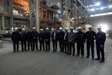 بازدید دادستان و رئیس دادگستری شهرستان بردسیر از مجتمع احیاء مستقیم و فولادبردسیر
