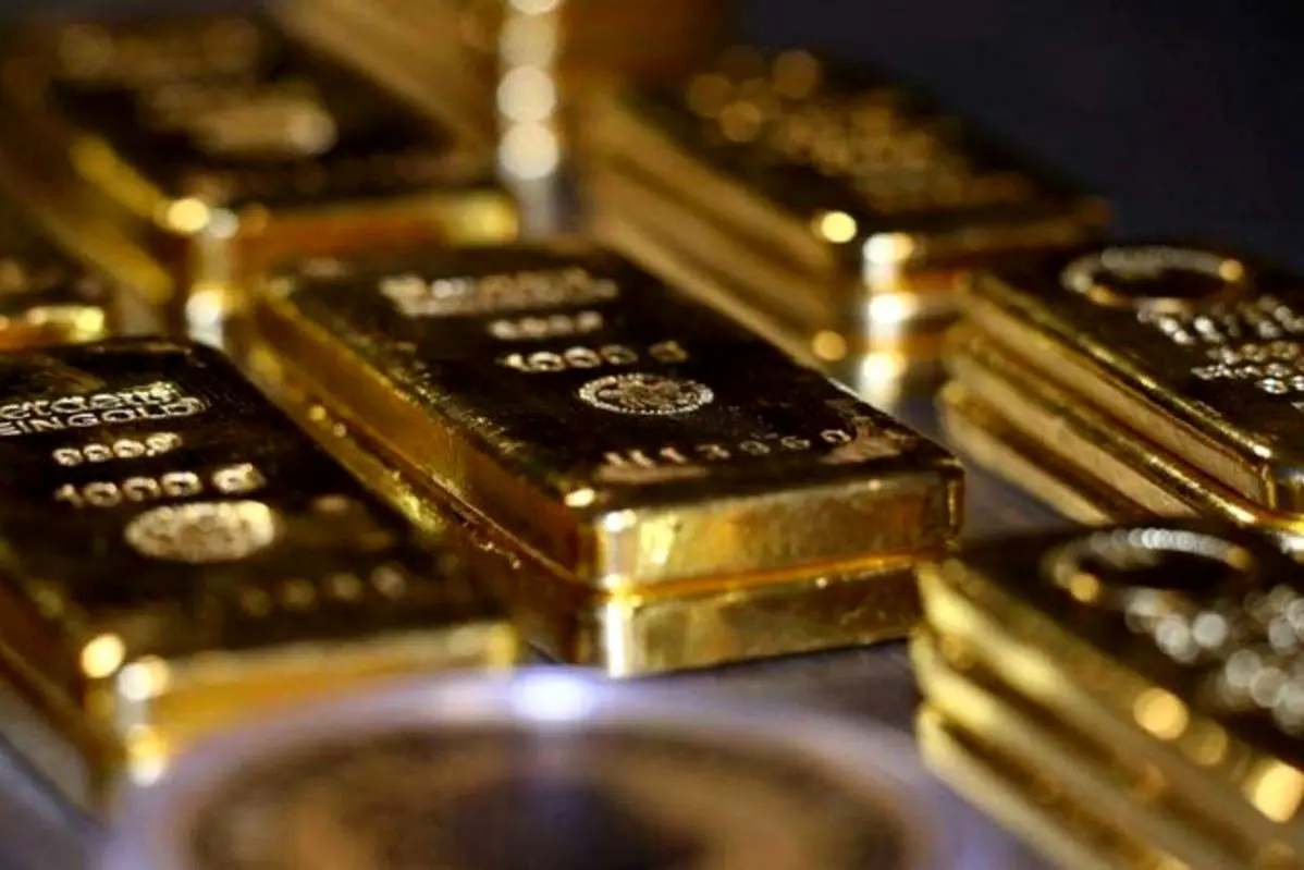 نوسان اونس طلا با کاهش ارزش دلار