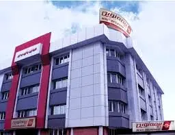 نشست مدیر بیمه آتش‌سوزی بیمه نوین با کارگزاران استان آذربایجان شرقی
