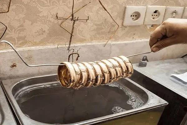 چگونگی آبکاری طلا روی استیل