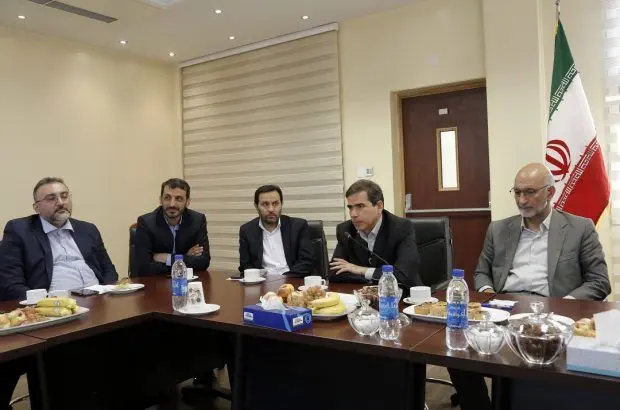 بازدید رئیس هیئت عامل و مدیران عامل شرکت‌های صنعتی ایمیدرو از کارخانه لوکوموتیو مپنا
