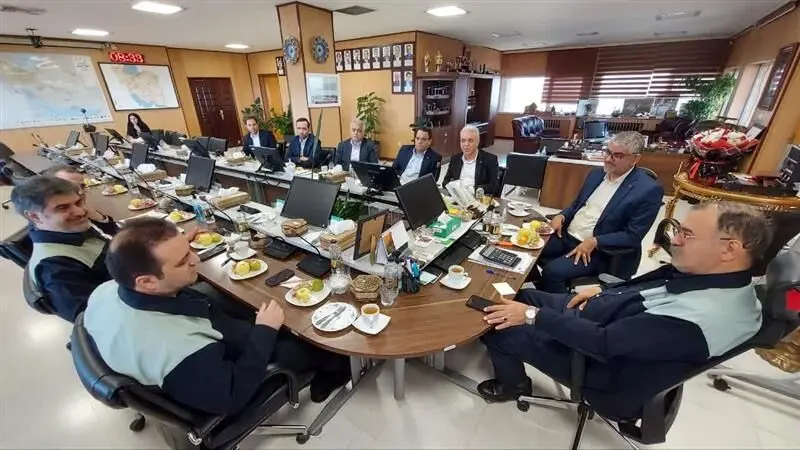 دیدار مدیرعامل ذوب آهن با مسئولین بانک صادرات استان اصفهان
