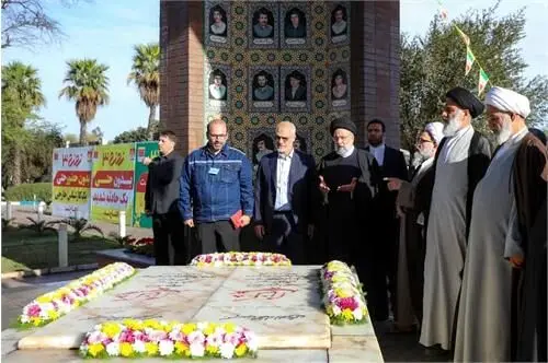 پیام تسلیت مدیرعامل شرکت فولاد خوزستان در پی شهادت رئیس جمهور کشورمان و همراهان ایشان
