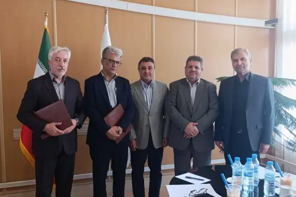 برگزاری آیین تکریم و معارفه مدیرکل بیمه ایران در استان زنجان
