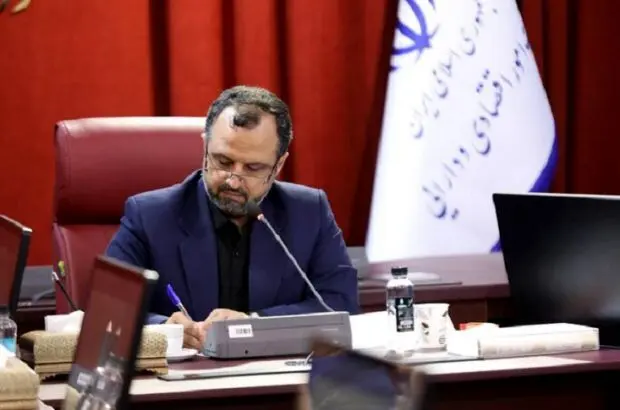 پیام تسلیت وزیر امور اقتصادی و دارایی در پی درگذشت مدیرعامل بانک ملت
