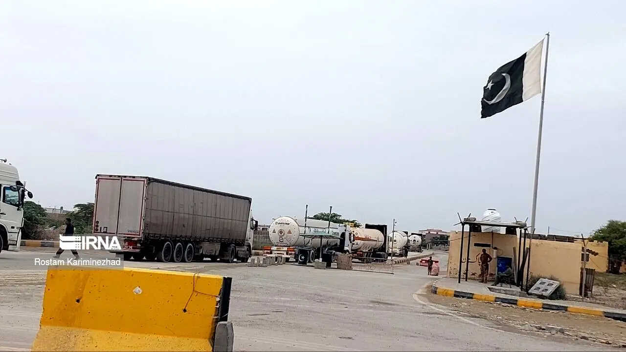 مرز ریمدان به لیست گمرکات مرزهای کشور برای خروج مشتقات نفتی افزوده شد
