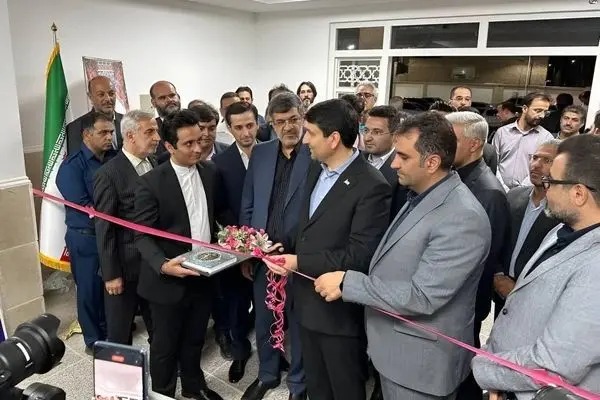 افتتاح مدرسه ۱۵ کلاسه چادرملو در اردکان
