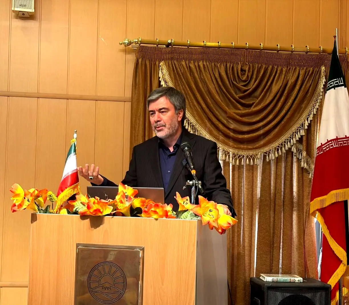 مشتری‌ مداری اولویت بیمه ایران
