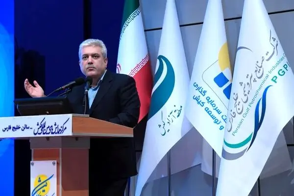 همه بسترهای حقوقی همکاری با شرکت‌های فناور در هلدینگ خلیج‌فارس فراهم شده/ گره اصلی اقتصاد ما عدم اعتماد به بخش خصوصی و نبود فرهنگ و تفکر توسعه است
