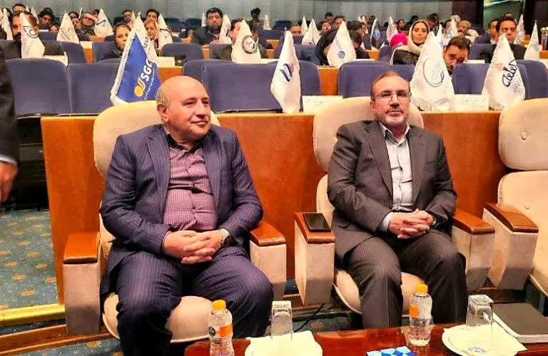 حذف مجوزهای کسب و کار و امضاهای طلایی در مجلس یازدهم
