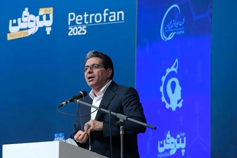 راه عبور پتروشیمی از چالش‌های فناورانه، طراحی اکوسیستم پیچیده است/ نوآوری تنها با دستورالعمل ممکن نیست، اکوسیستم لازم است
