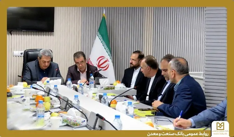 آغاز فصل جدید همکاری میان بانک صنعت و معدن و خانه صمت خراسان رضوی/پرداخت ۱۶ هزار میلیارد ریال تسهیلات به صنایع این استان
