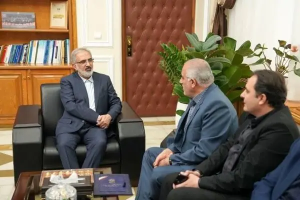 قدردانی رئیس بنیاد مسکن از بانک مسکن به‌ پاس نقش مؤثر در پیشبرد طرح نهضت ملی
