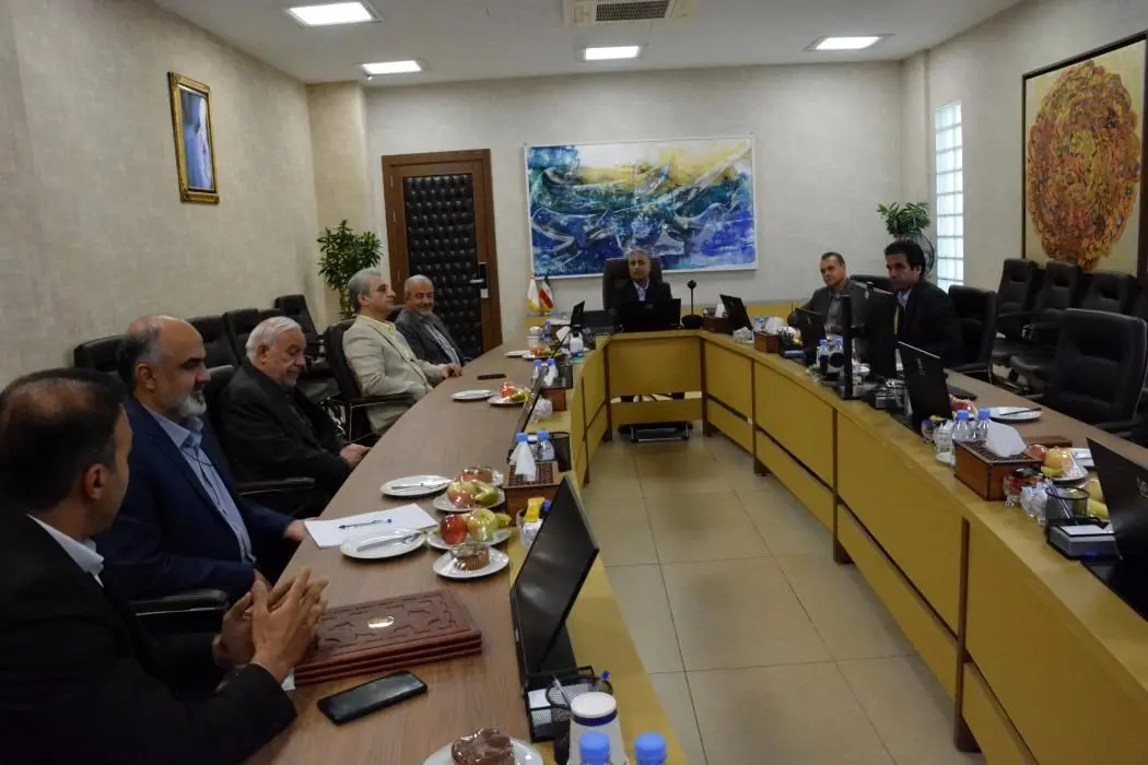 تقدیر از آزادگان این بانک در سالروز بازگشت آزادگان به میهن اسلامی

