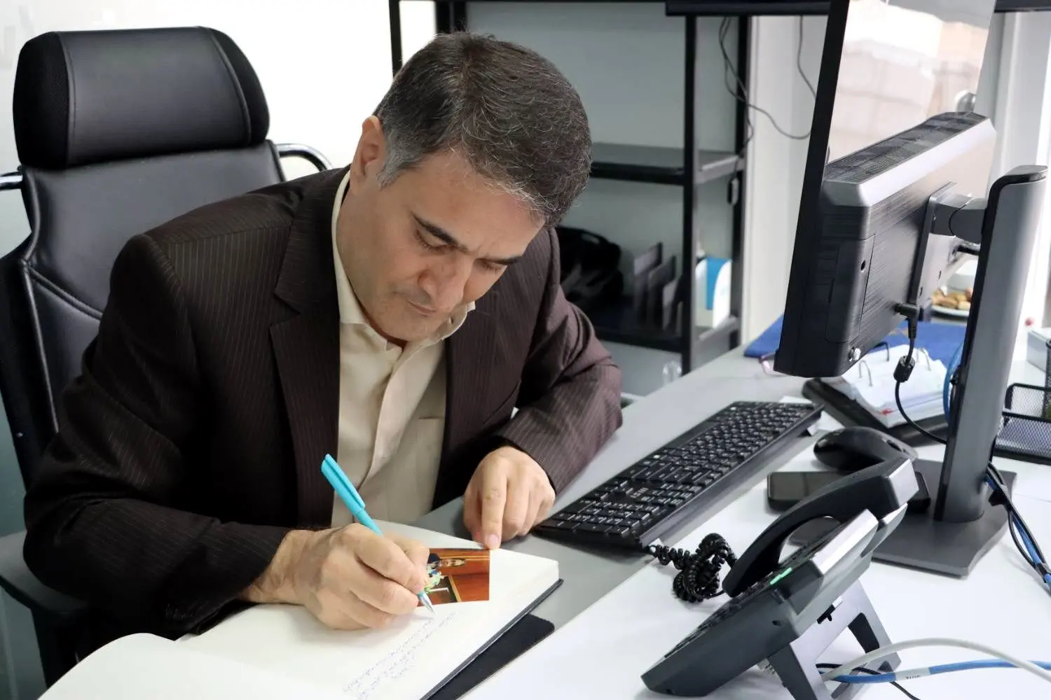 شبکه فروش؛ موتور خاموشی که می‌تواند صنعت بیمه را به رشد بازگرداند