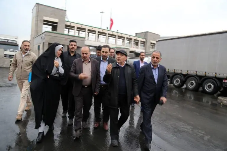 بازدید مدیرکل امور مرزی وزارت کشور از گمرک بازرگان
