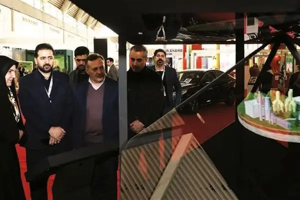 فولاد مبارکه در مسیر سبز صنعت؛ پیشتاز تحول به سوی انرژی‌های تجدیدپذیر