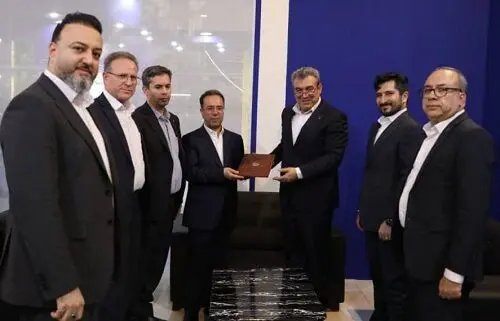 امضای سه تفاهم‌نامه همکاری توسط بانک سینا در اولین روز نمایشگاه تخصصی حمایت از ساخت داخل در صنعت نفت، گاز و پتروشیمی
