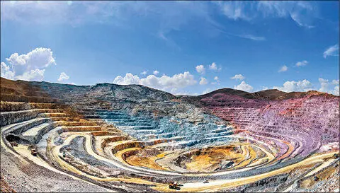 ارزش بیمه نامه های صادره صندوق بیمه معدنی ۳۵۸۲۴ میلیارد ریال شد/ مجموع بیمه نامه های صندوق از ابتدای فعالیت تا پایان آذر امسال؛ ۱۹۴۷ فقره
