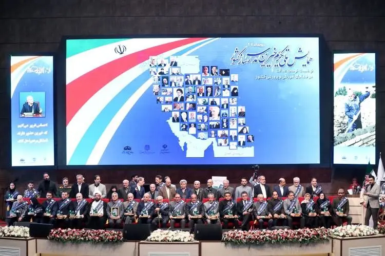 مدرسه‌سازی، سرمایه‌گذاری بر آینده و توسعه پایدار منطقه است
