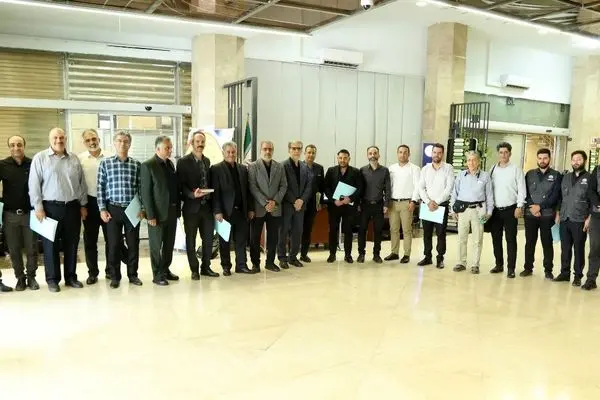 ارزیابی سراسری خسارت خودروهای آسیب‌دیده در جنگ/ بیمه ایران پیشگام خدمت‌رسانی به زیان‌دیدگان جنگ ۱۲ روزه
