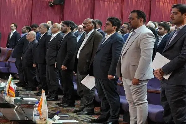 مجمع عمومی عادی بطور فوق العاده بانک کارآفرین (سهامی عام) برگزار شد
