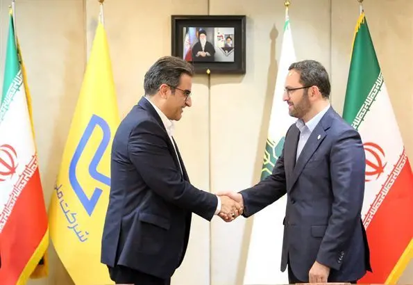 امضای تفاهم نامه همکاری بانک کشاورزی و شرکت ملی پست