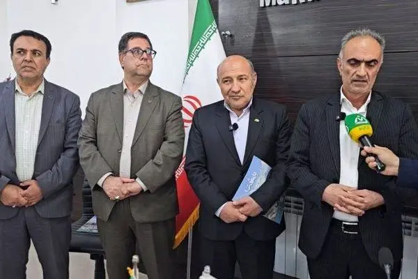 منطقه آزاد ماکو ظرفیت تبدیل به هاب مشترک ایران، ترکیه و آذربایجان را دارد / تجارت در خدمت اقتصاد ملت‌های مسلمان باشد
