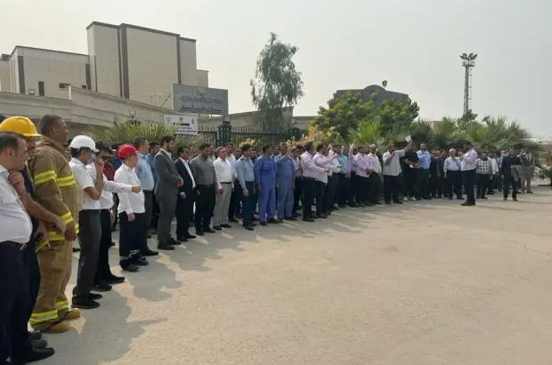 تجمع کارکنان پتروشیمی مروارید در محکومیت جنایات رژیم صهیونیستی
