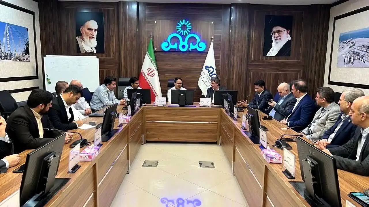 اعلام آمادگی بیمه ایران برای پوشش ریسک و سرمایه‌گذاری در پروژه‌های نفت ستاره خلیج فارس
