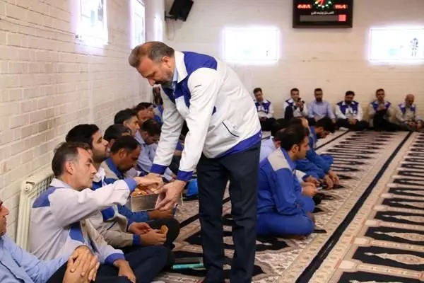 برگزاری مراسم میلاد حضرت امام حسن عسکری علیه السلام در شرکت فولاد امیرکبیر کاشان
