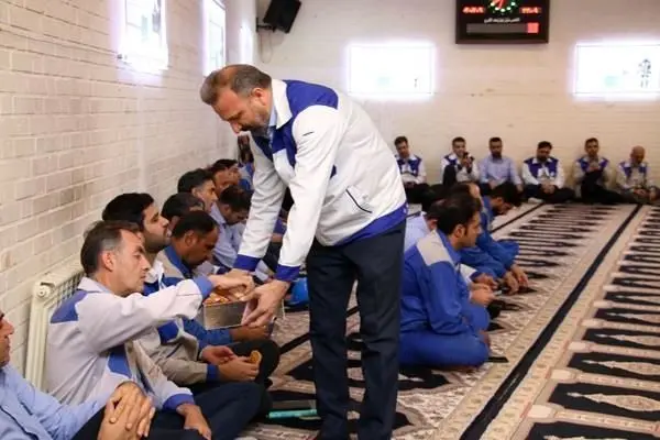 برگزاری مراسم میلاد حضرت امام حسن عسکری علیه السلام در شرکت فولاد امیرکبیر کاشان
