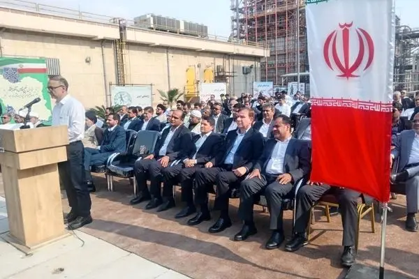 واحد الفین پتروشیمی بوشهر با بهره‌گیری از توان متخصصان آریاساسول به بهره‌برداری رسید
