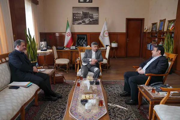 برنامه‌ریزی برای تقویت تسهیلات خرد / تأکید مدیرعامل بانک ملی در دیدارهای پارلمانی
