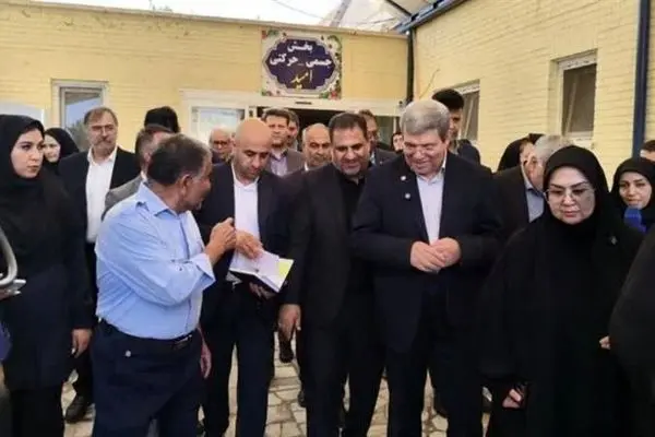 بازدید رییس سازمان بهزیستی کشور از خیریه شهید مدنی زرین‌شهر با همراهی مدیرعامل ذوب‌آهن اصفهان
