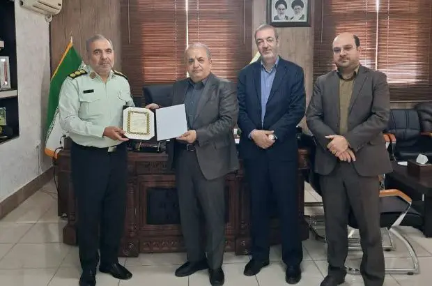قدردانی مدیرعامل ذوب آهن اصفهان از فرماندهی نیروی انتظامی شهرستان لنجان
