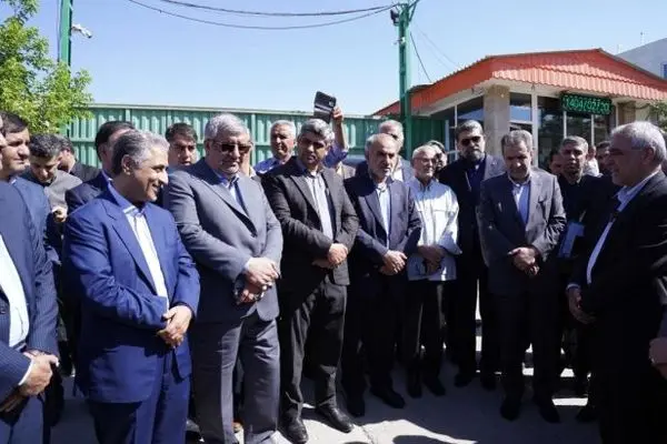 رییس کمیسیون ویژه حمایت از تولید: ظرفیت‌های بازار سرمایه در کنار نظام بانکی باید در خدمت توسعه بخش گردشگری و تولید قرار گیرد
