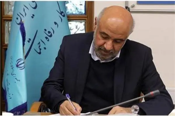 ​قدردانی وزیر رفاه از مصوبه شورای‌عالی هماهنگی اقتصادی سران قوا در خصوص بازگشت بانک رفاه کارگران به سازمان تأمین اجتماعی‌
