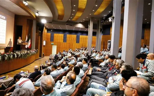 برگزاری نشست کمیته ارتقای ایمنی کارکنان فولاد مبارکه با محوریت پدافند غیرعامل
