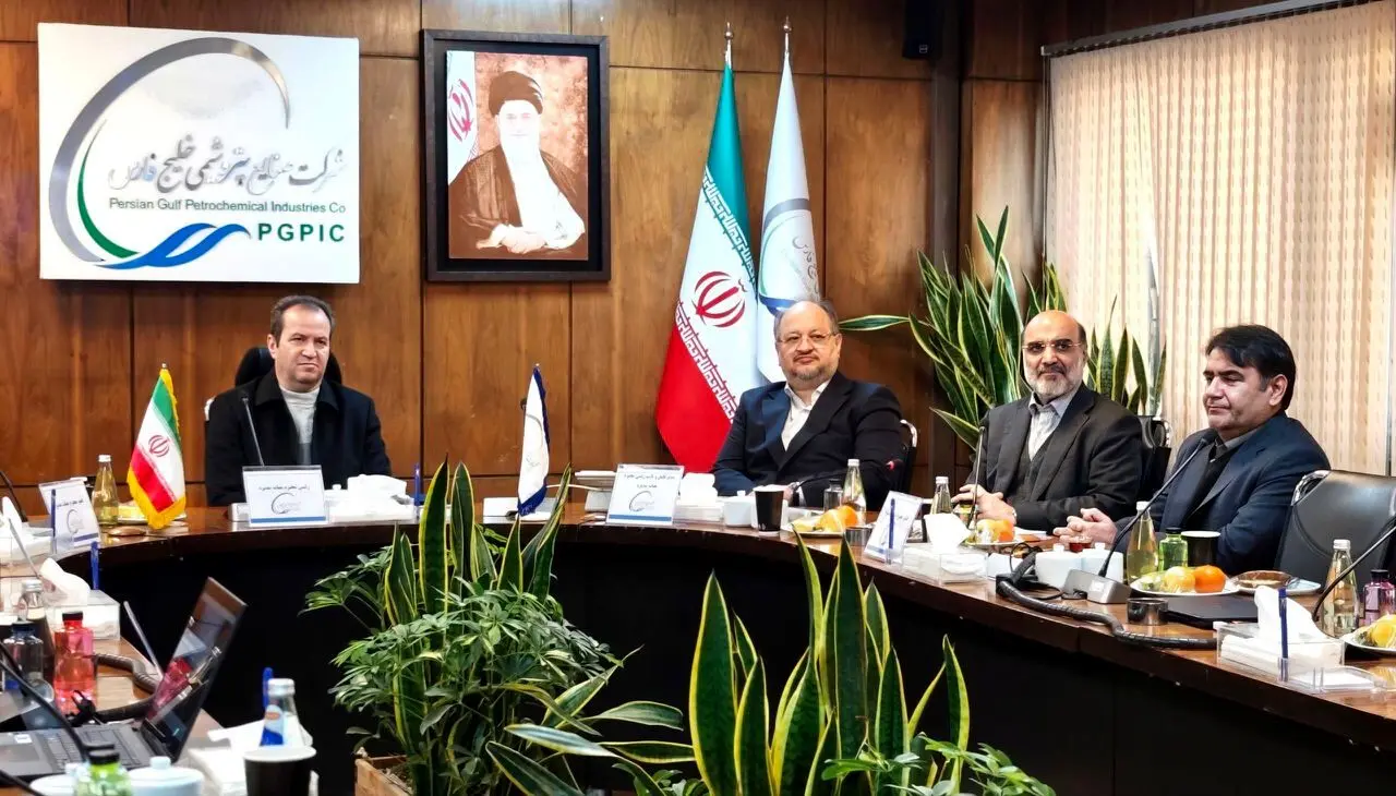 محمد شریعتمداری، عضو هیات مدیره و مدیرعامل شرکت صنایع پتروشیمی خلیج فارس شد