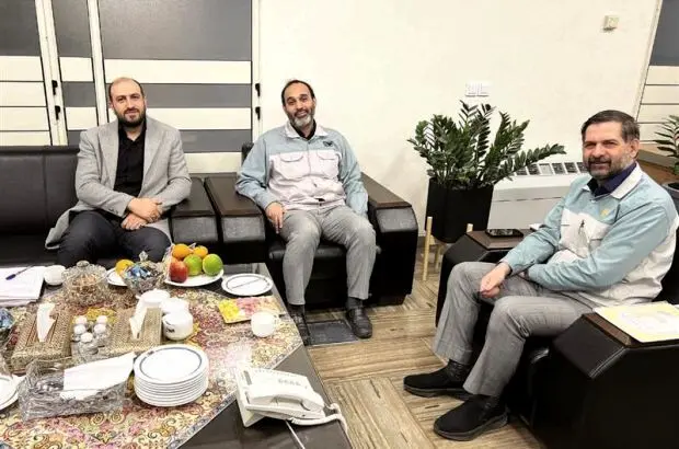 انتخاب جوانان توانمند و فراهم‌کردن زمینۀ فعالیت آن‌ها در فولاد مبارکه از ویژگی‌های بارز این شرکت است
