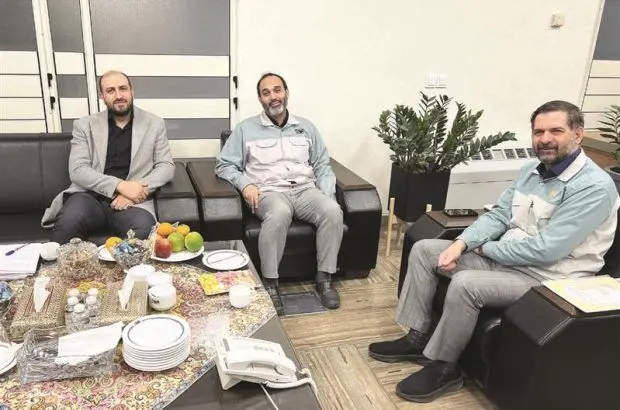انتخاب جوانان توانمند و فراهم‌کردن زمینۀ فعالیت آن‌ها در فولاد مبارکه از ویژگی‌های بارز این شرکت است
