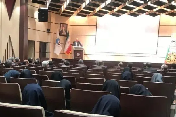 برگزاری مراسم بزرگداشت هفته دفاع مقدس در بیمه ایران
