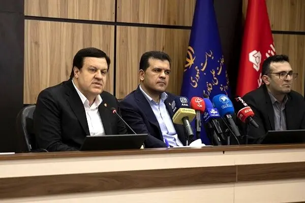 رونمایی از سند راهبردی ملی تامین مالی بیمه پایه با مشارکت بانک ملت
