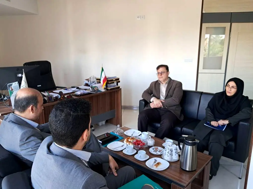 تاکید بر ارائه خدمت درماتی مناسب به بازنشستگان کشوری در سمنان 