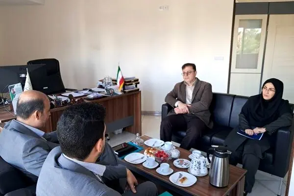 تاکید بر ارائه خدمت درماتی مناسب به بازنشستگان کشوری در سمنان 
